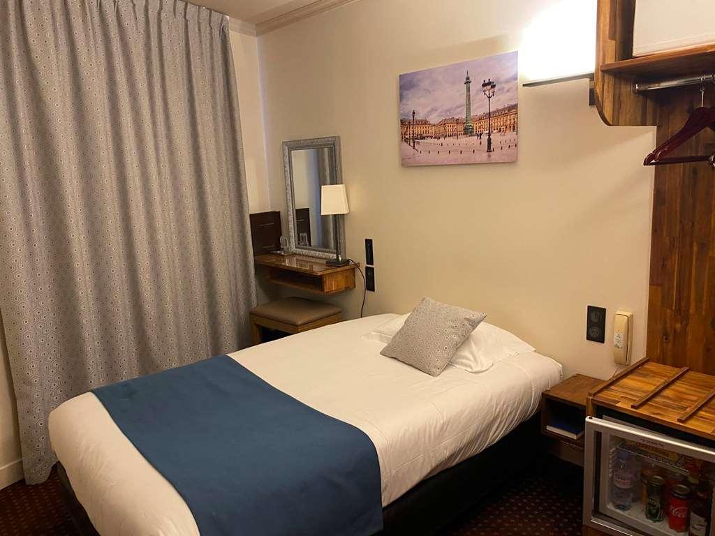 Hotel Louvre Sainte Anne Paris Værelse billede